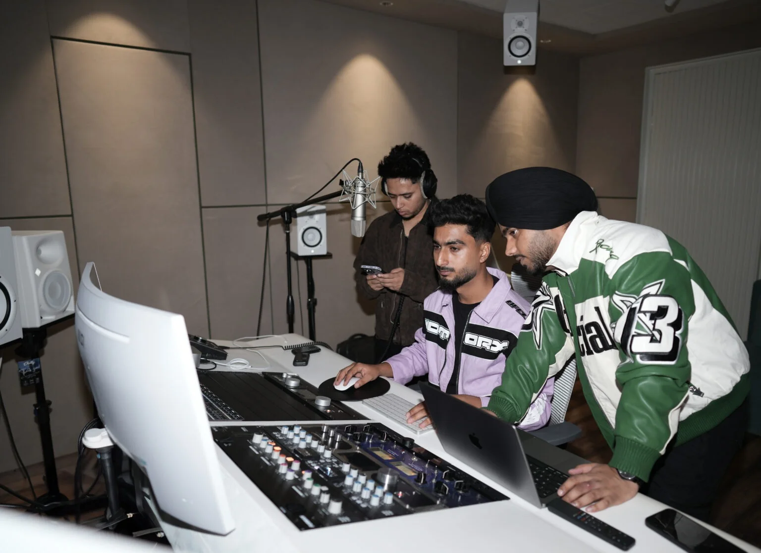 Music Production Course in Mohali: Build Your Career with Dream Sound Studio